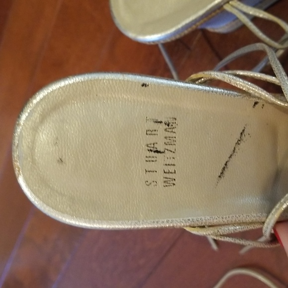 Lace up! Elegant wedge in gold with bling. - Picture 4 of 6